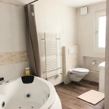 アパート Olympia Mischabel